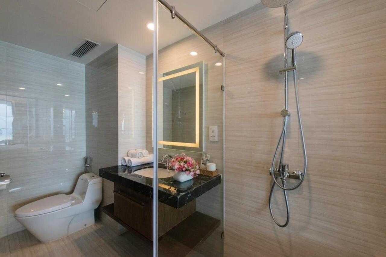 Homie Panorama Beachfront Residences Нячанг Экстерьер фото