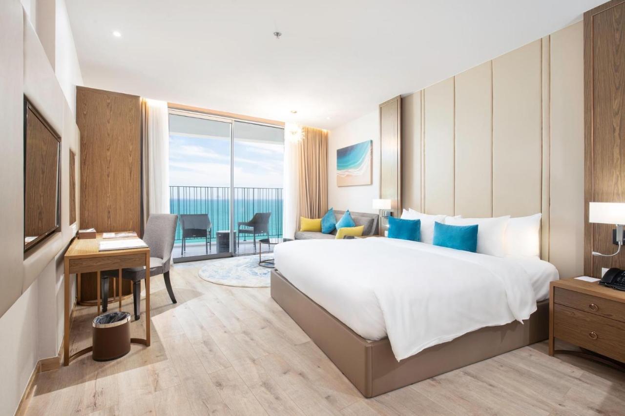 Homie Panorama Beachfront Residences Нячанг Экстерьер фото